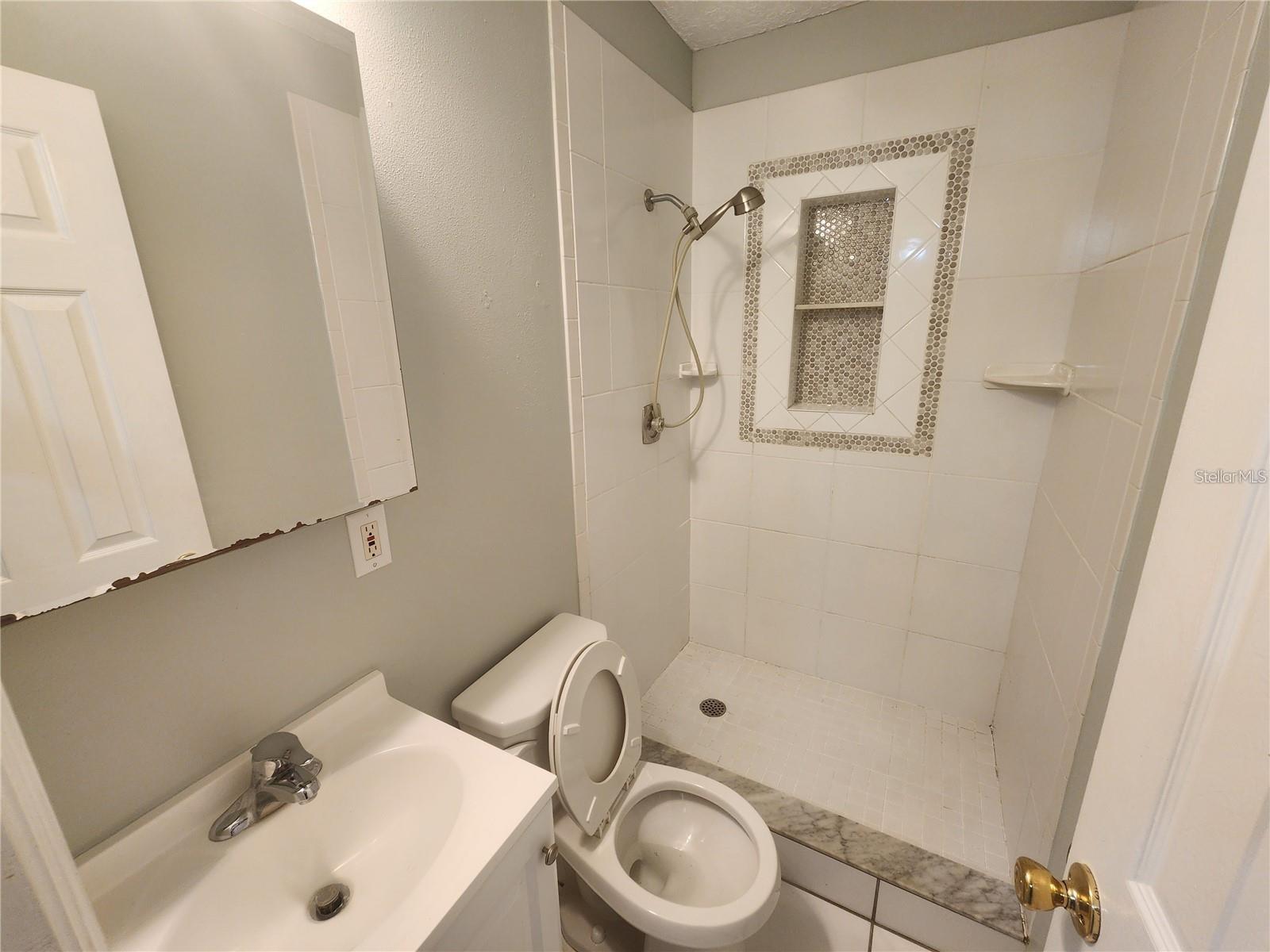 HARBOR HAVEN - Residential Lease