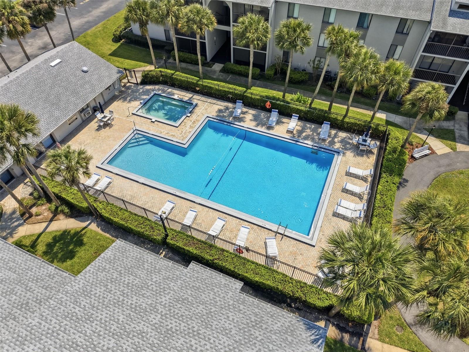 PINE RIDGE CLUB VILLAGE 1 PH 2 A CONDO BLDG 17 - Residential