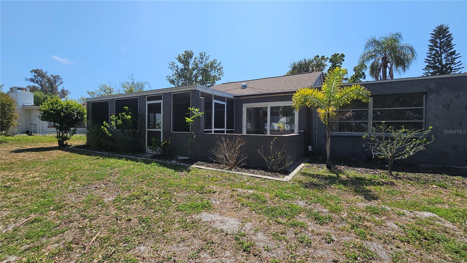 BEACON SQUARE - Residential