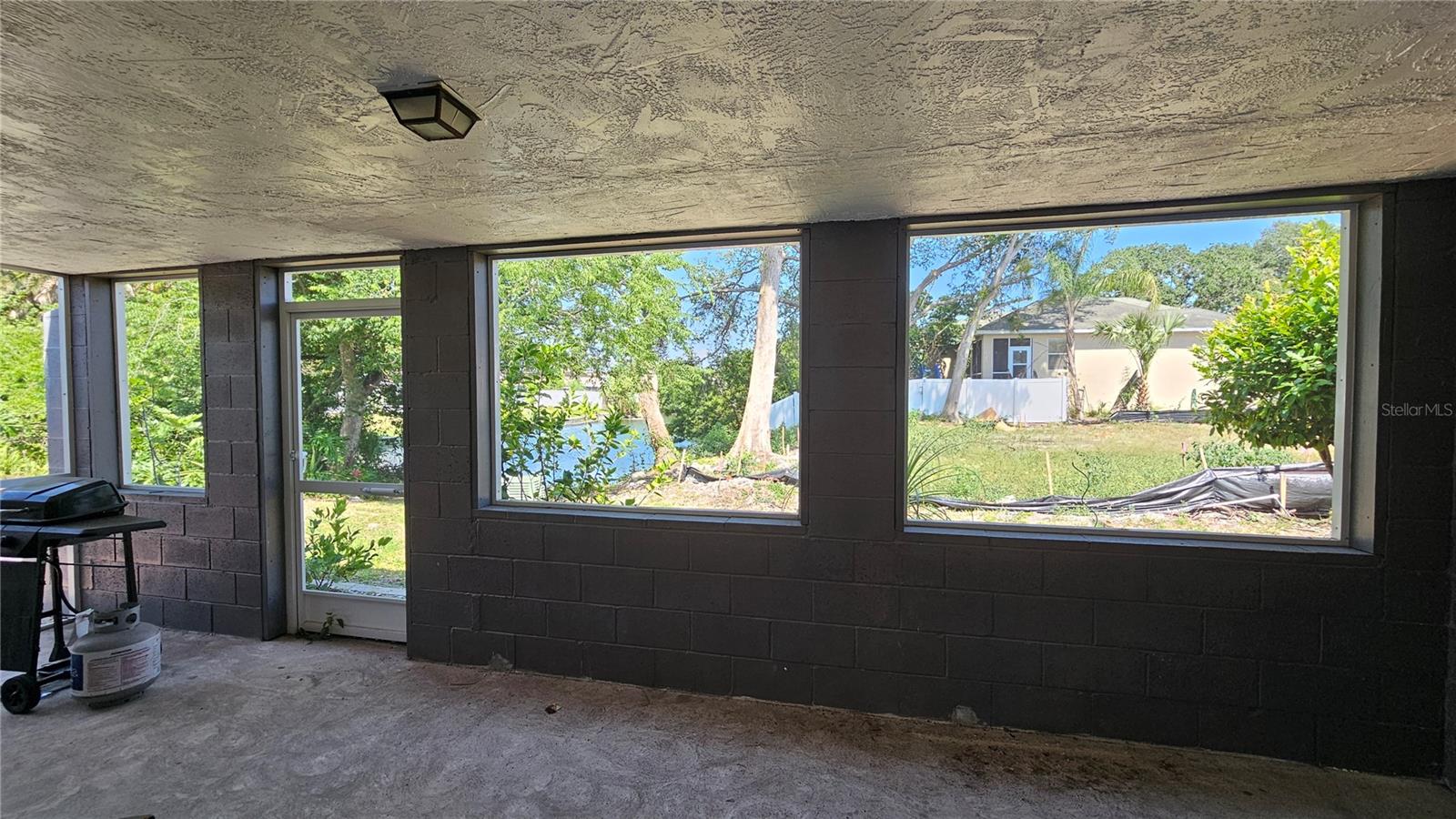 BEACON SQUARE - Residential