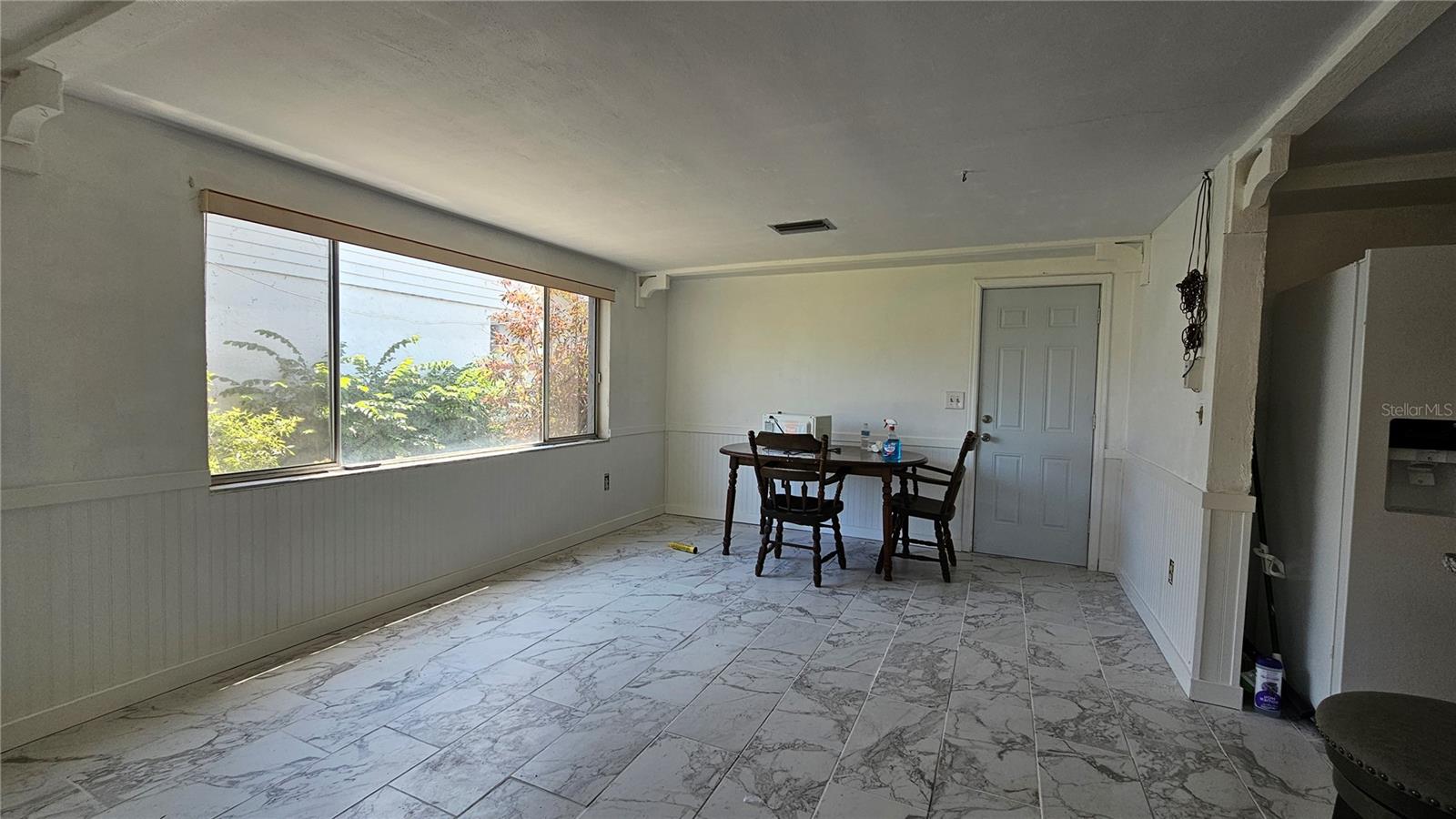 BEACON SQUARE - Residential