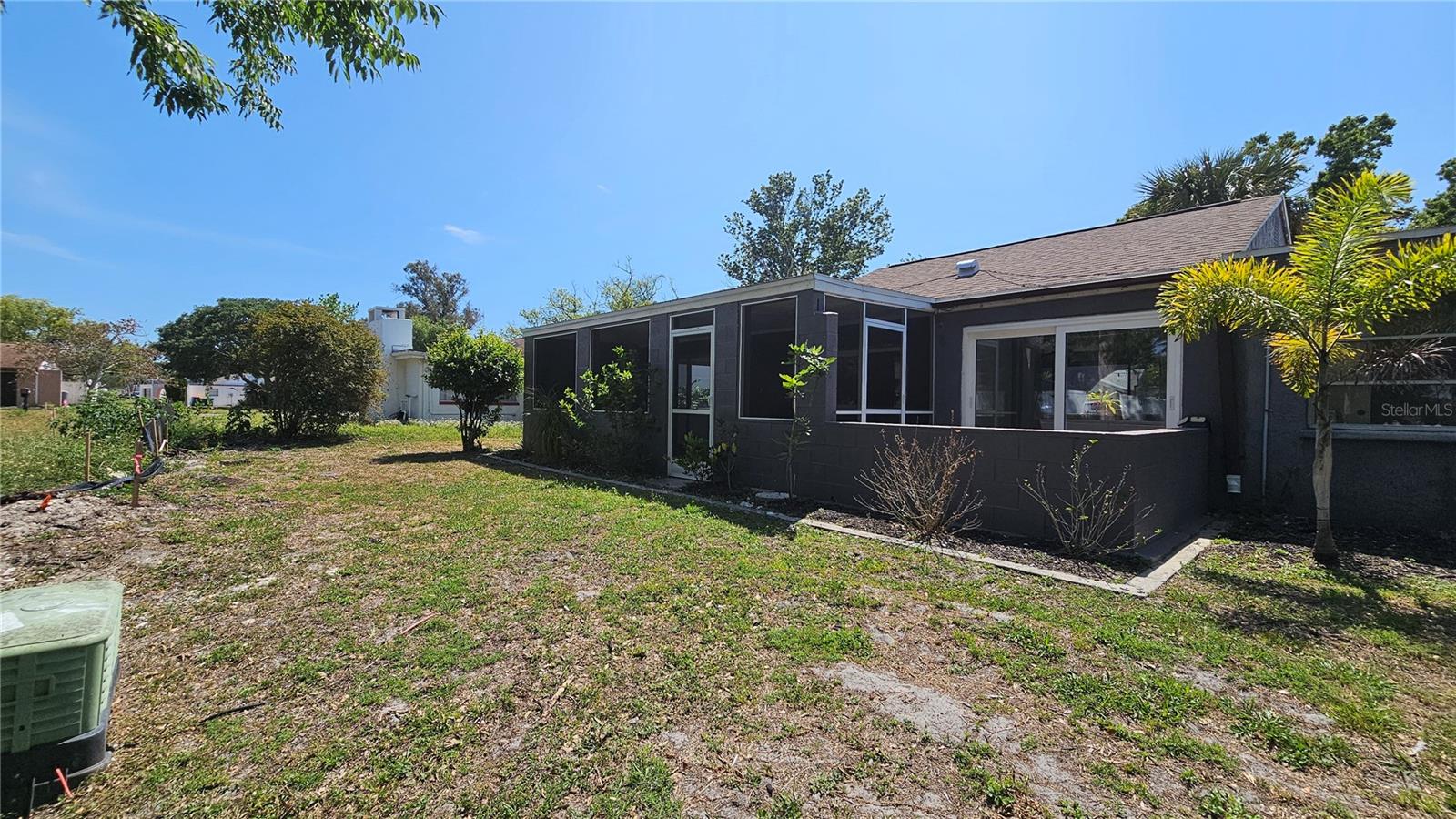 BEACON SQUARE - Residential