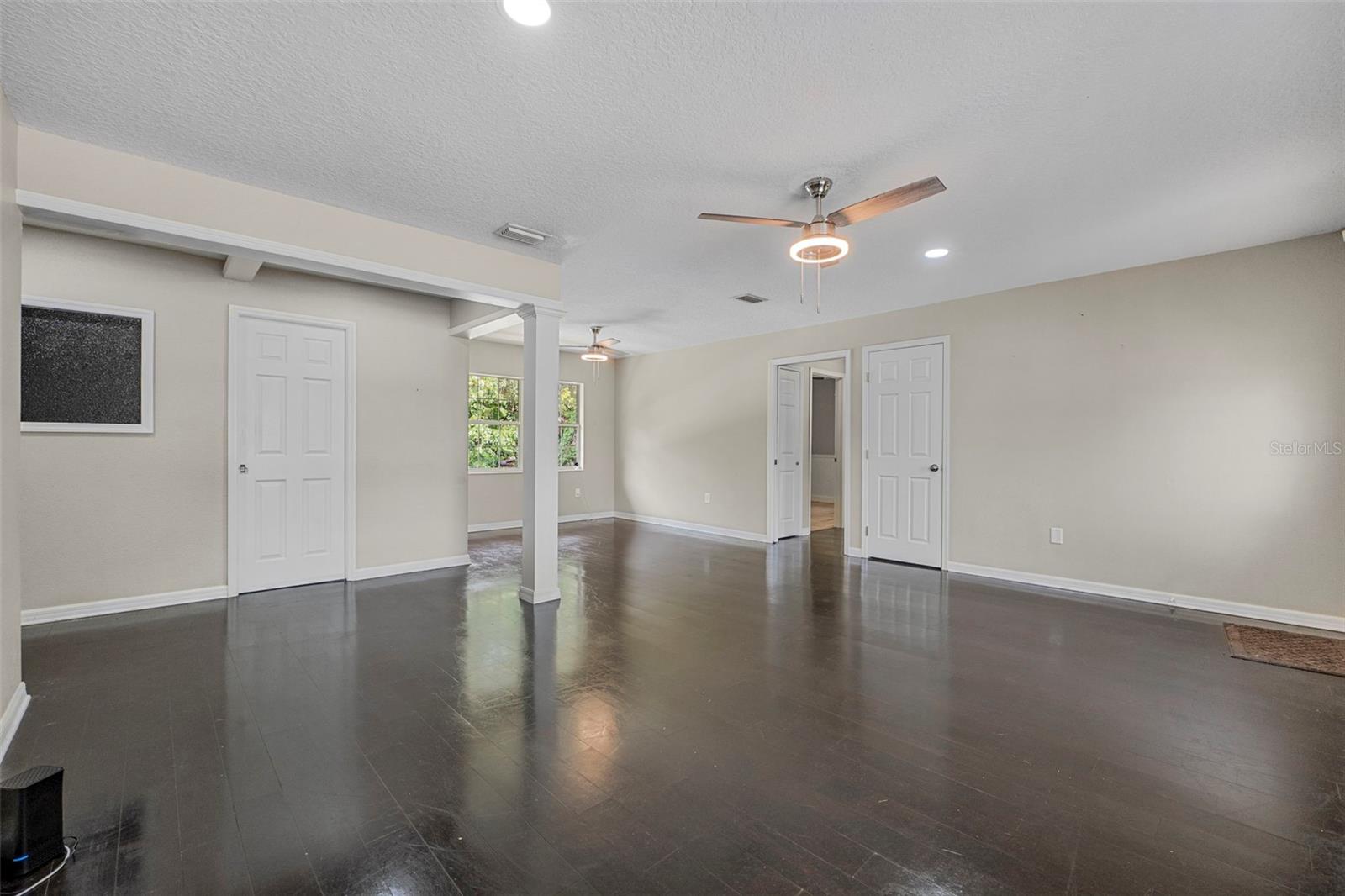 PLUMOSUS PARK - Residential