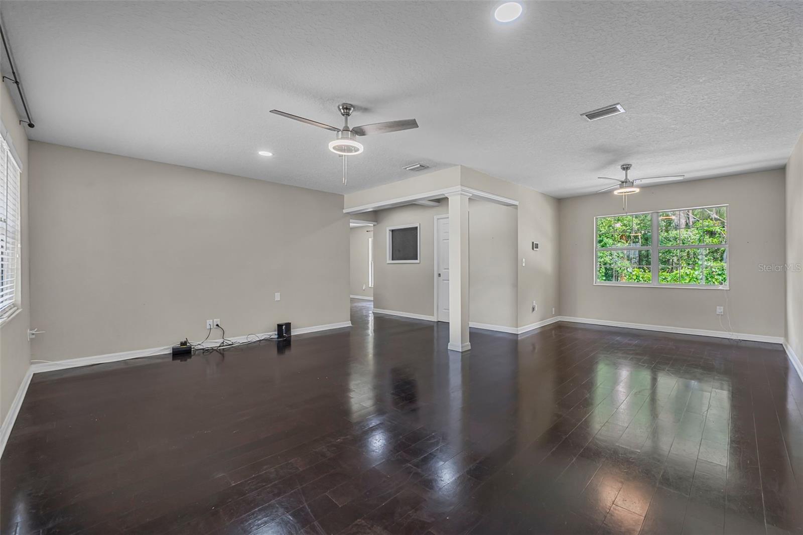 PLUMOSUS PARK - Residential