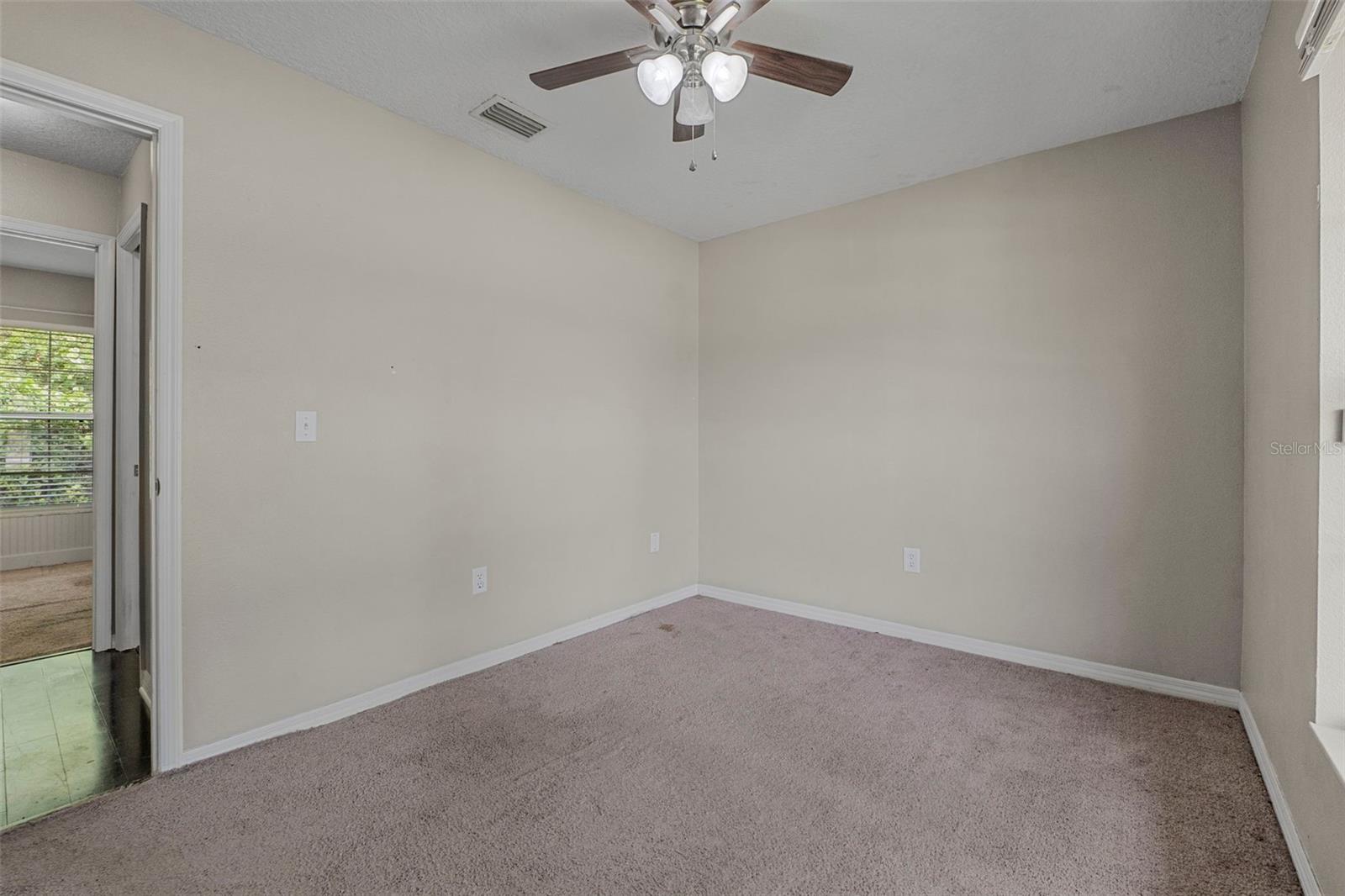 PLUMOSUS PARK - Residential