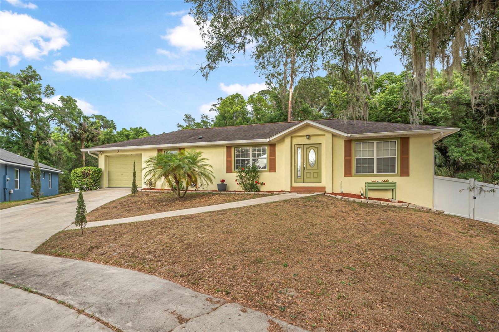 PLUMOSUS PARK - Residential