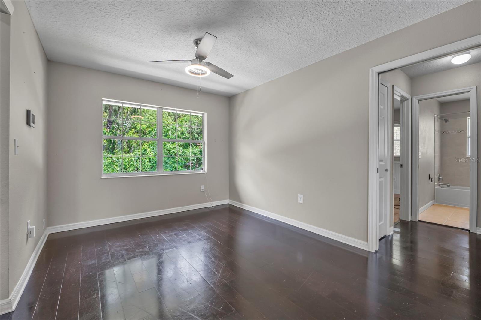 PLUMOSUS PARK - Residential