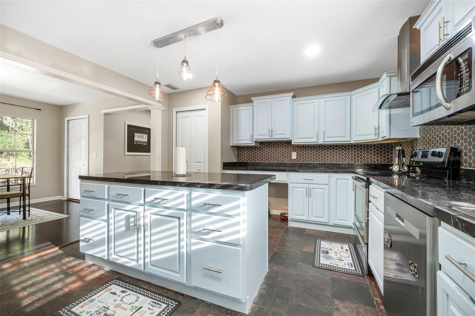 PLUMOSUS PARK - Residential