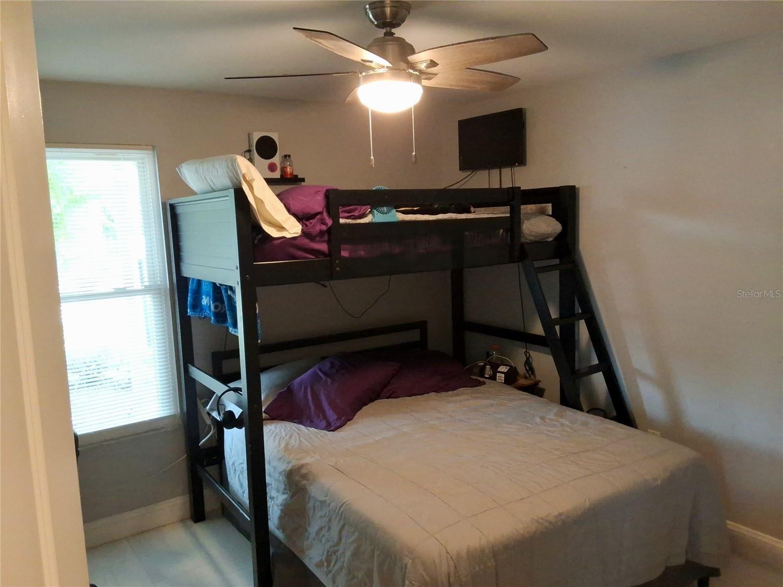 MIRROR LAKE SEC 3 - Residential