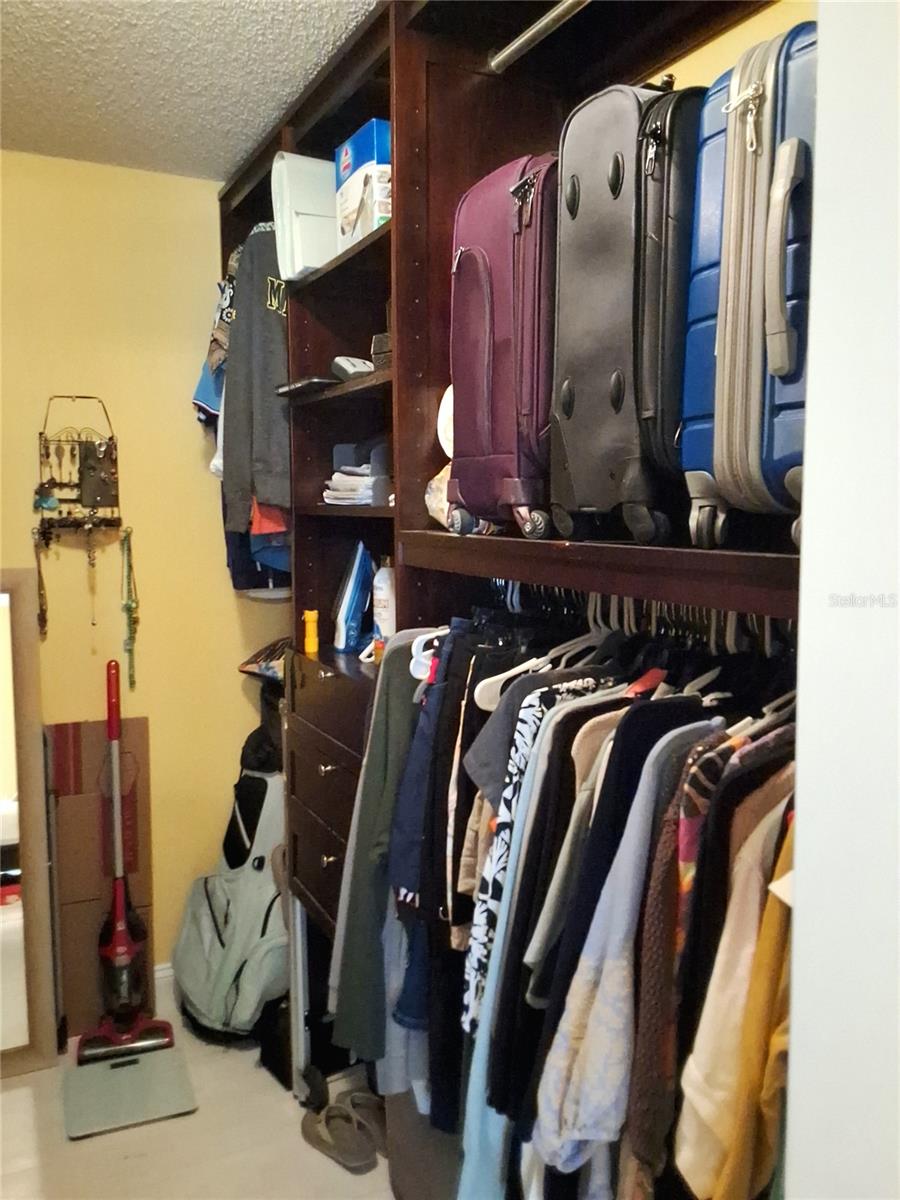 MIRROR LAKE SEC 3 - Residential