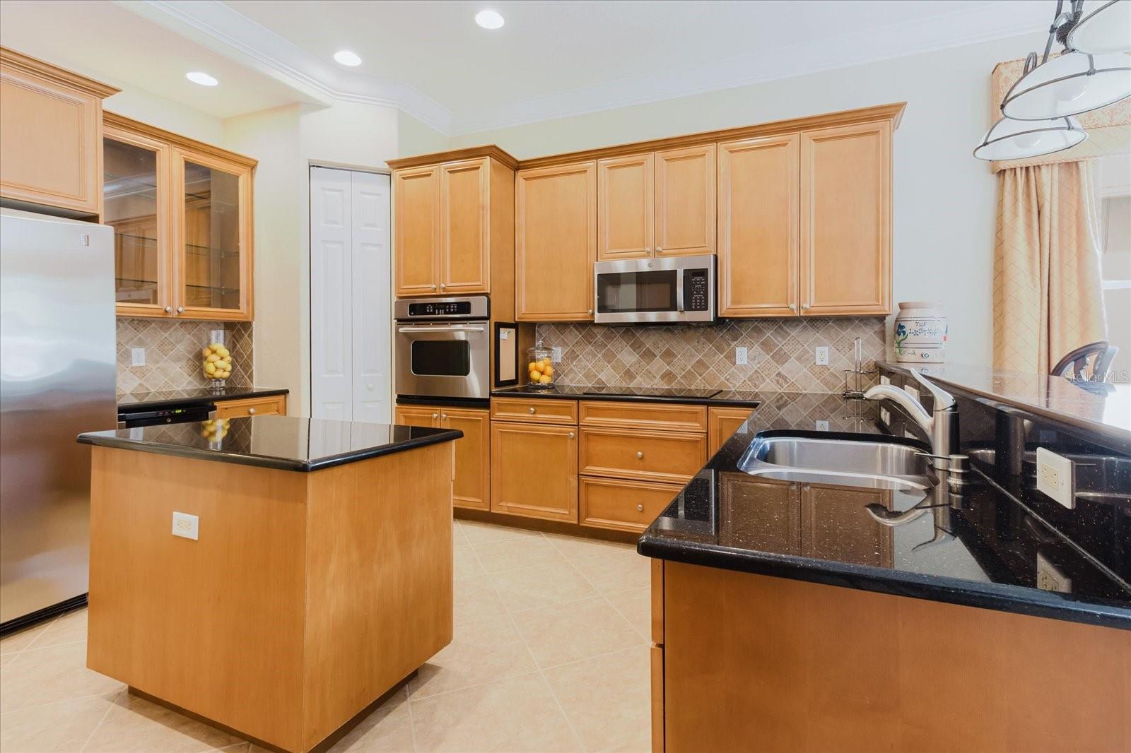 CASCADES AT SARASOTA PH IV - Residential