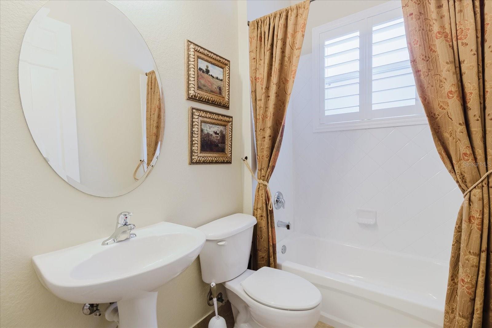 CASCADES AT SARASOTA PH IV - Residential