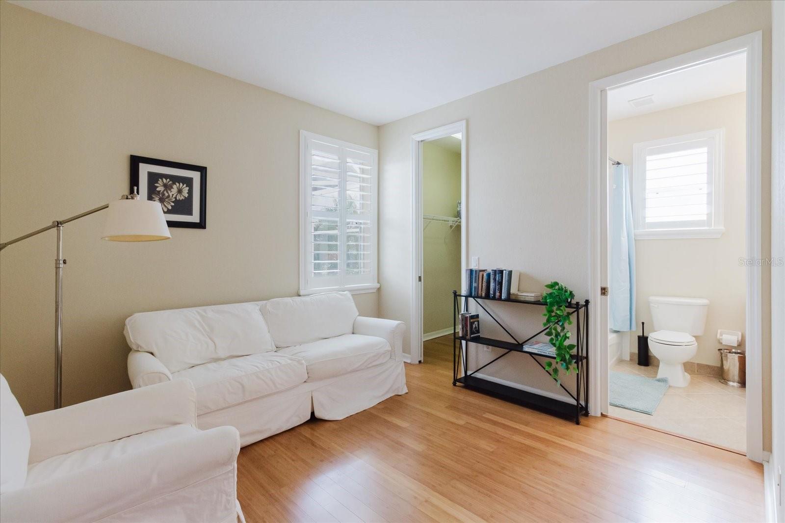 CASCADES AT SARASOTA PH IV - Residential