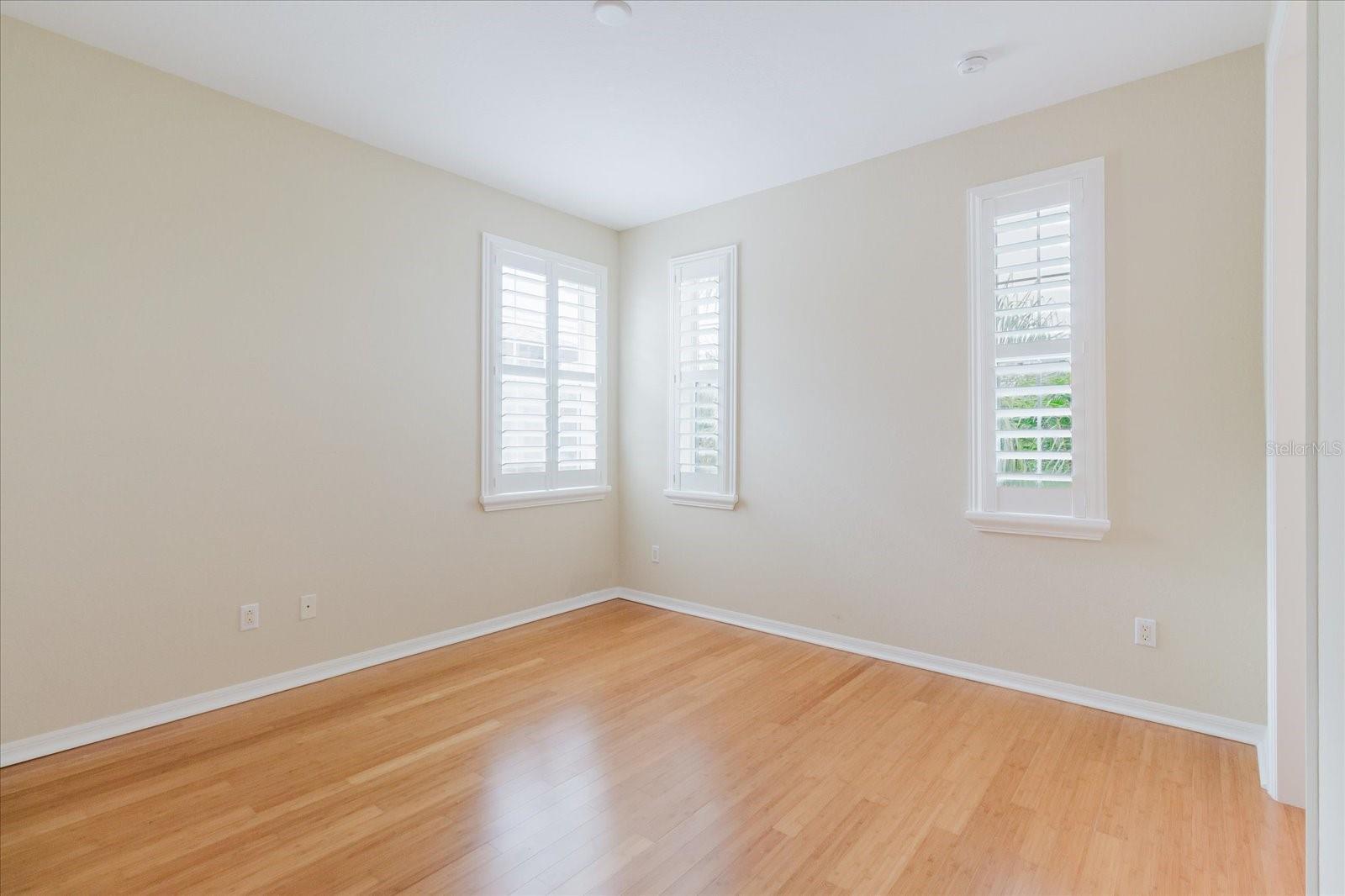 CASCADES AT SARASOTA PH IV - Residential