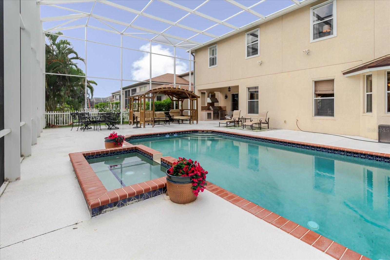 CASCADES AT SARASOTA PH IV - Residential