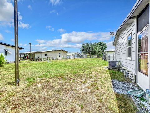 A home in WINTER HAVEN