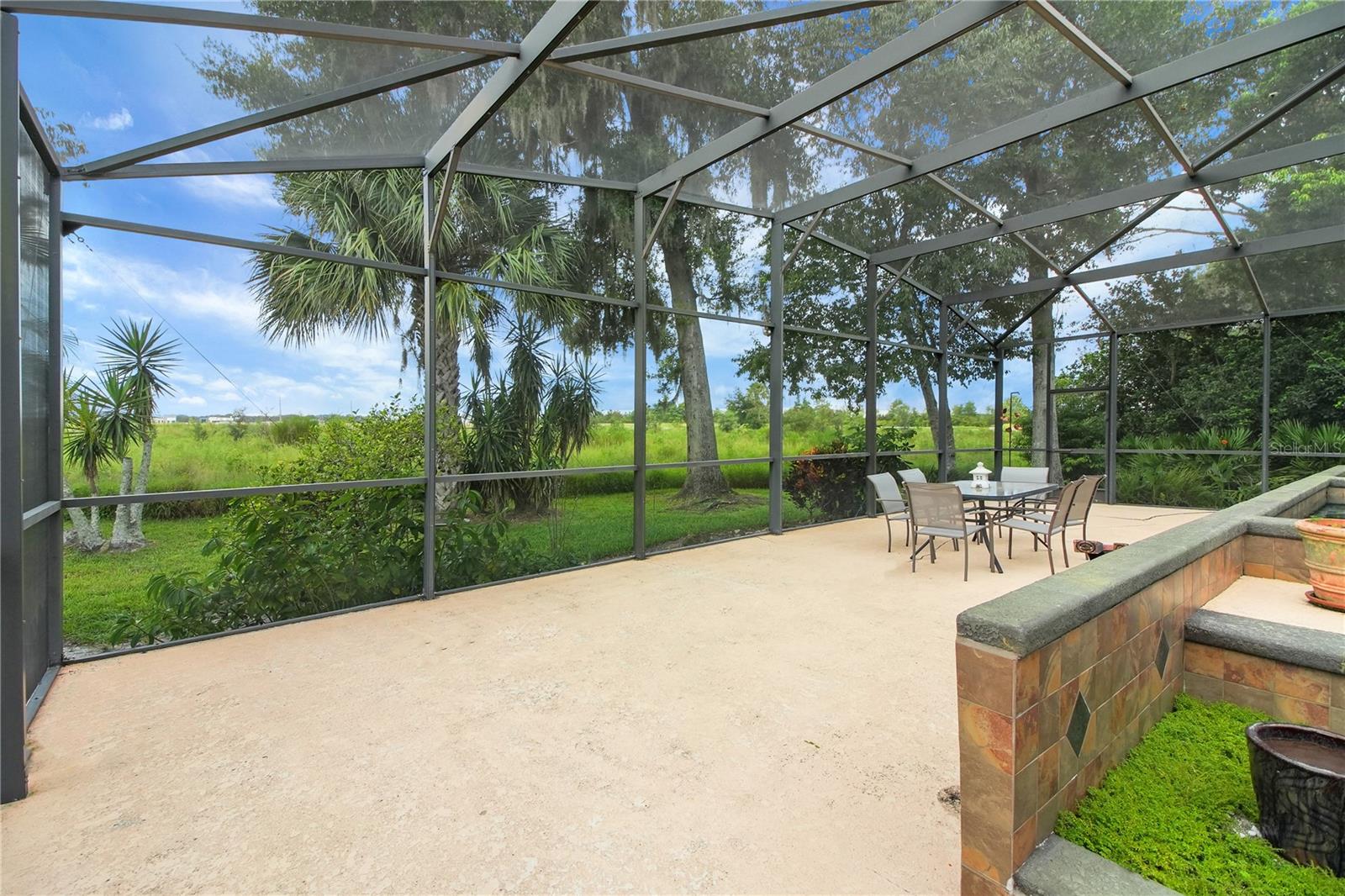 MOUNT DORA COUNTRY CLUB MOUNT DORA UNIT 02 - Residential