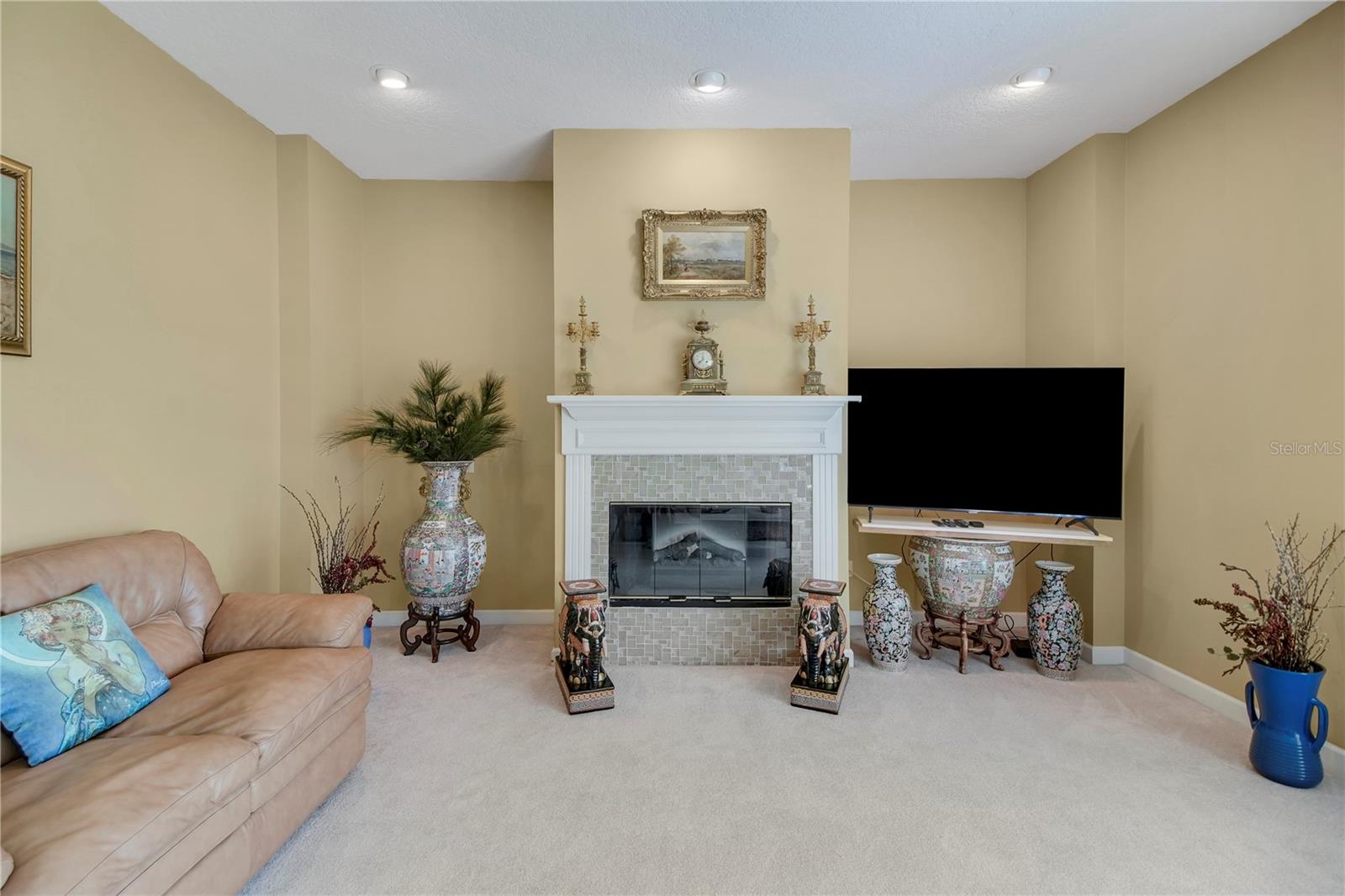 MOUNT DORA COUNTRY CLUB MOUNT DORA UNIT 02 - Residential