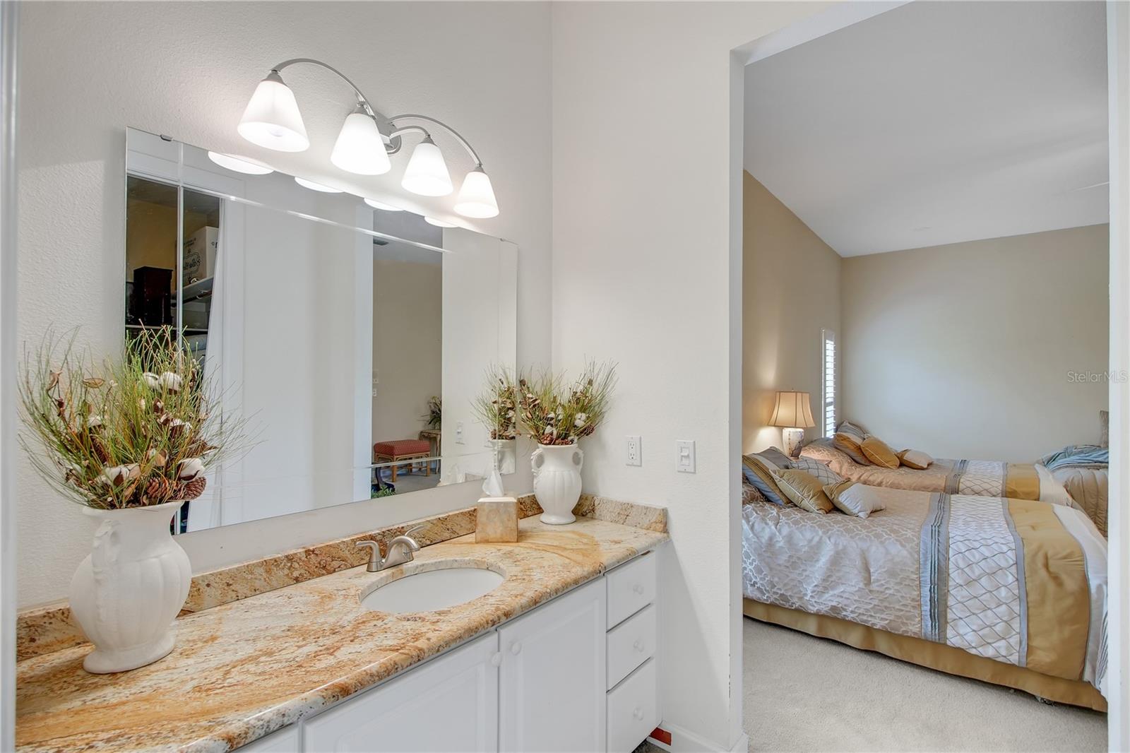 MOUNT DORA COUNTRY CLUB MOUNT DORA UNIT 02 - Residential