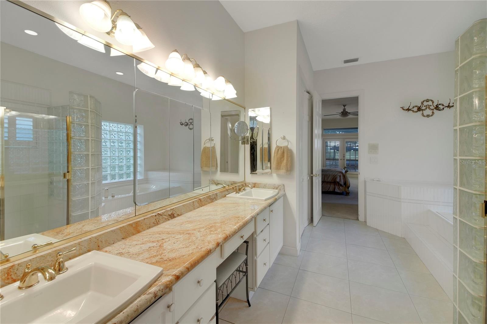 MOUNT DORA COUNTRY CLUB MOUNT DORA UNIT 02 - Residential