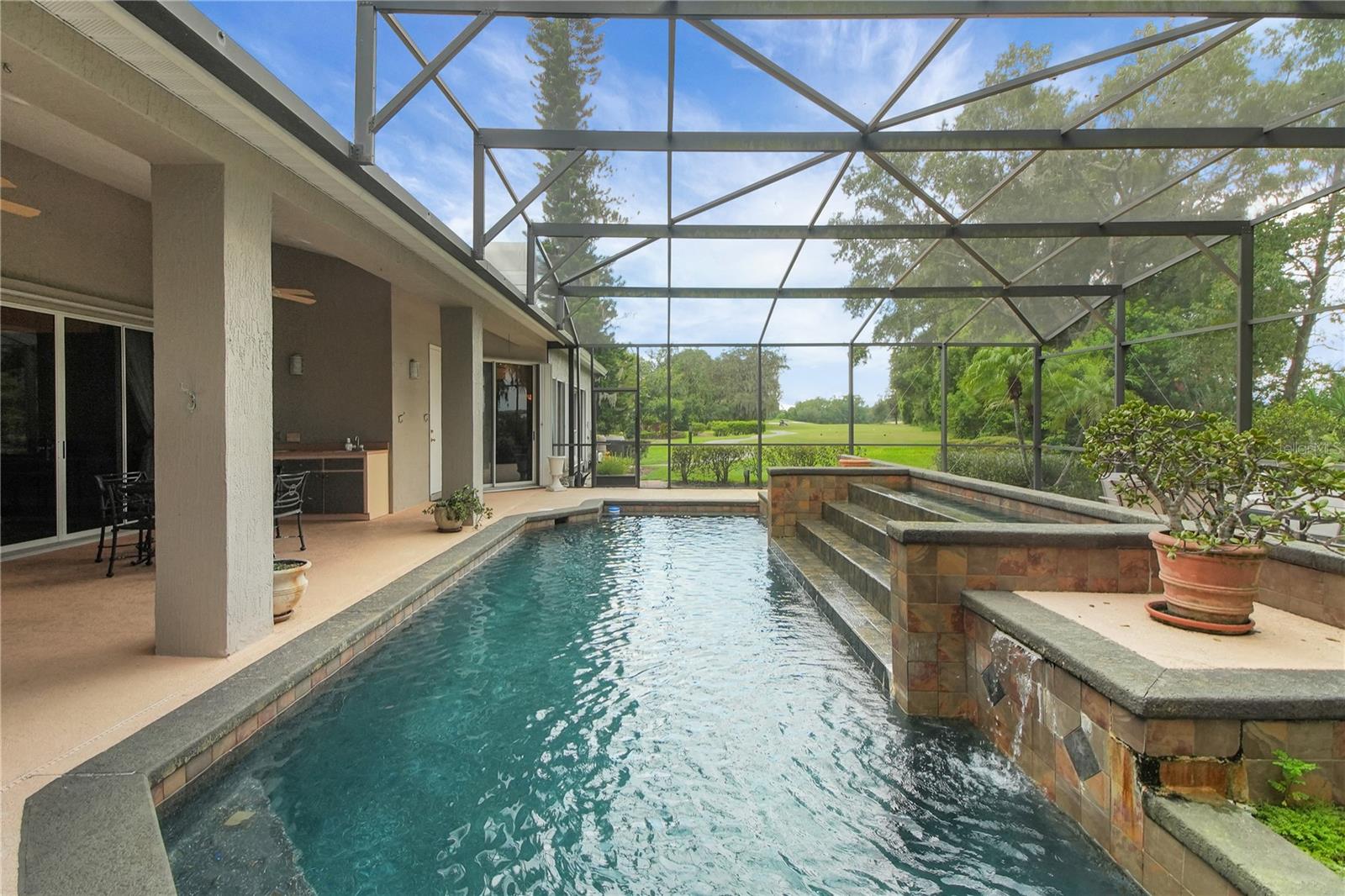 MOUNT DORA COUNTRY CLUB MOUNT DORA UNIT 02 - Residential