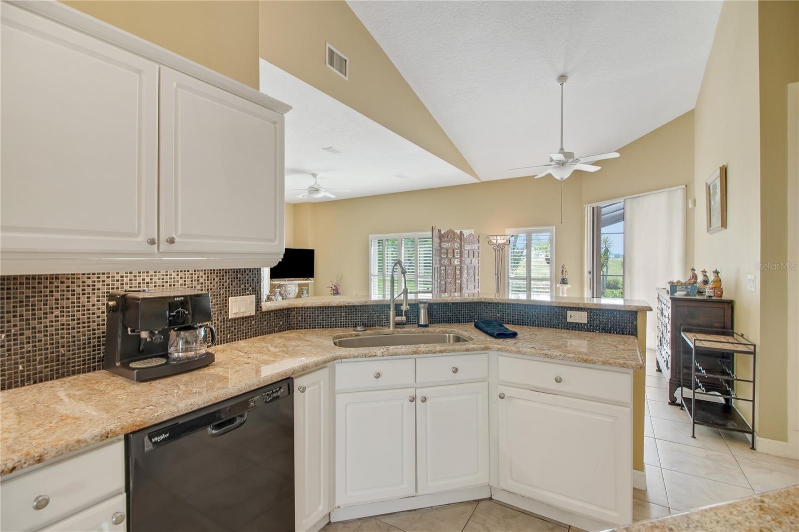 MOUNT DORA COUNTRY CLUB MOUNT DORA UNIT 02 - Residential