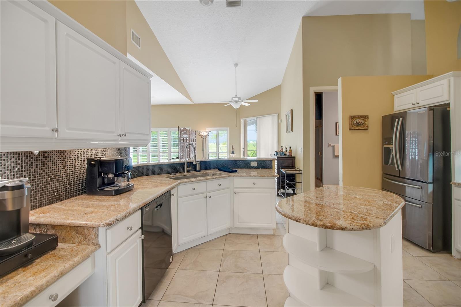 MOUNT DORA COUNTRY CLUB MOUNT DORA UNIT 02 - Residential