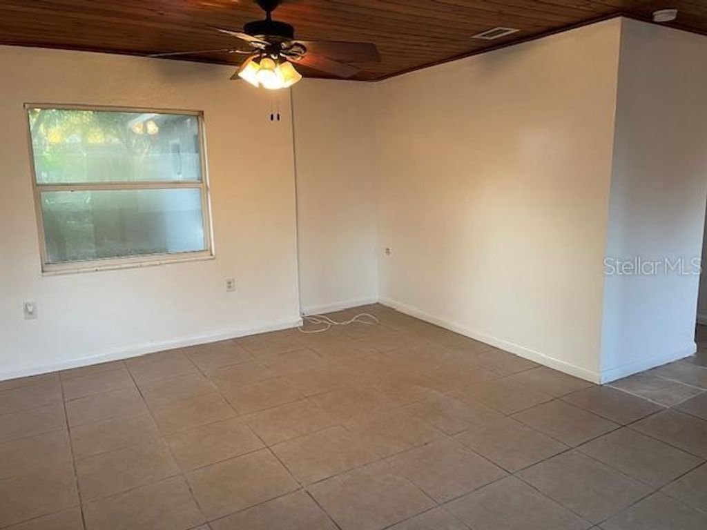 Photo of 917 E Flora Street, Tampa, FL 33604 (MLS # TB8485411)