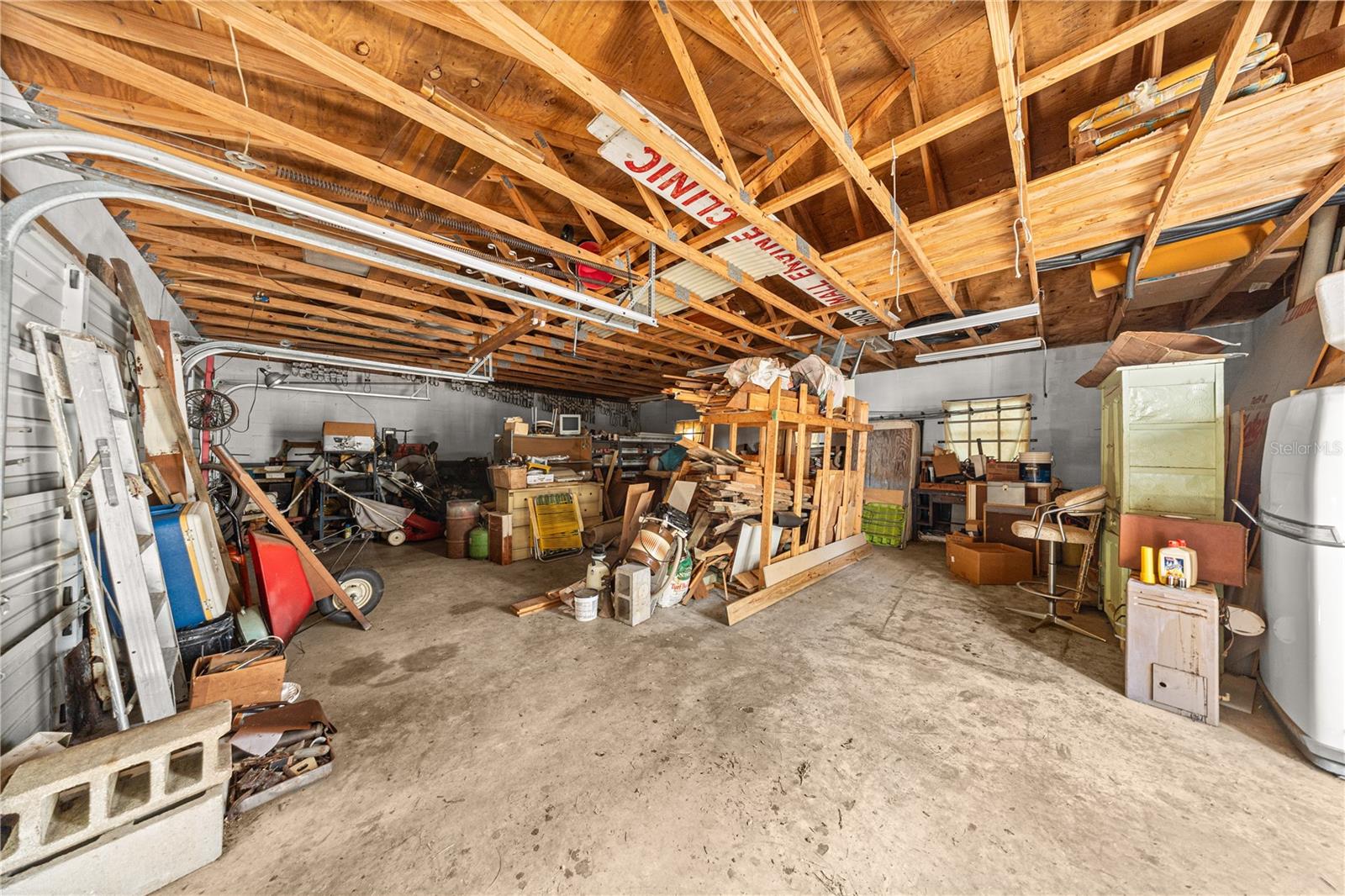 FOREST HILLS CAMPSITES - Residential