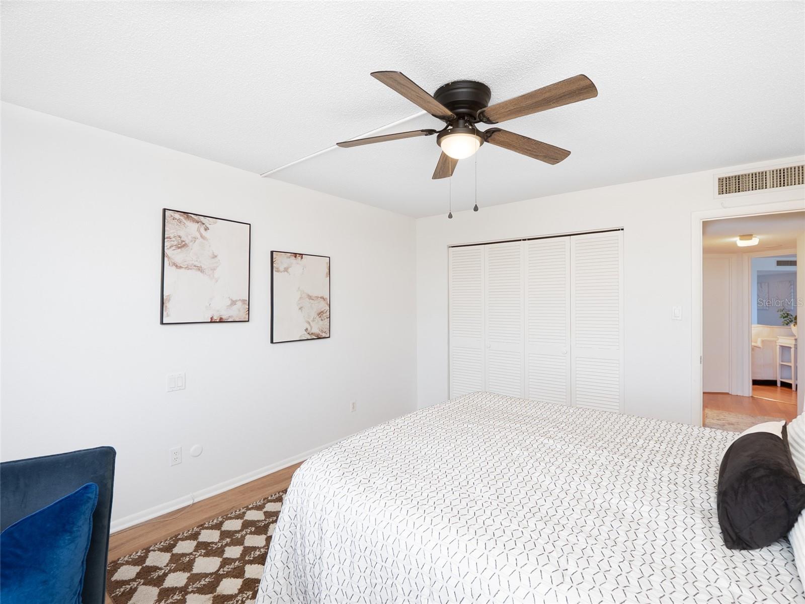 REGENCY HOUSE - Residential