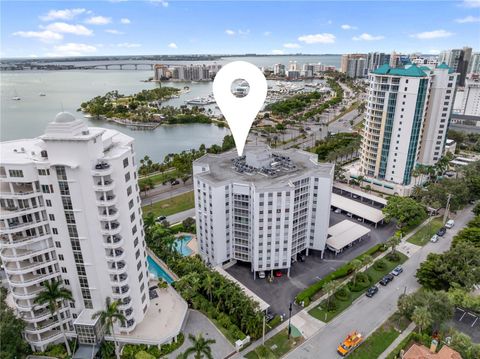 Photo of 435 S Gulfstream Avenue #403, Sarasota, FL 34236 (MLS # A4667640)