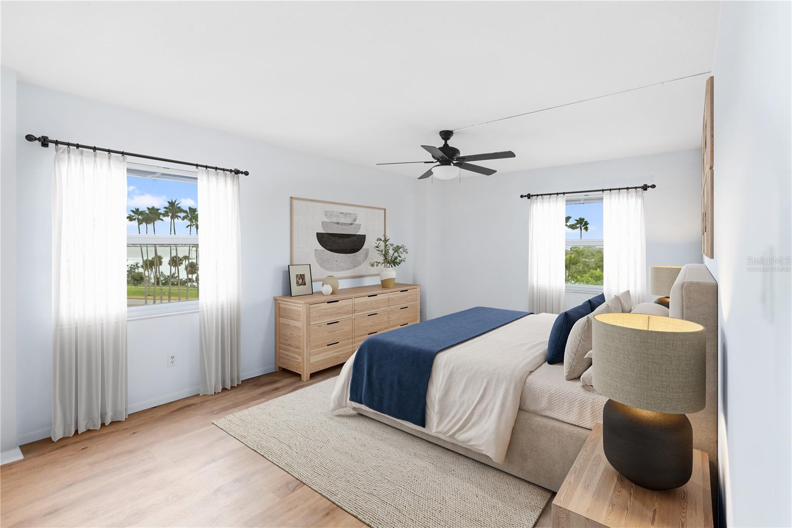 REGENCY HOUSE - Residential