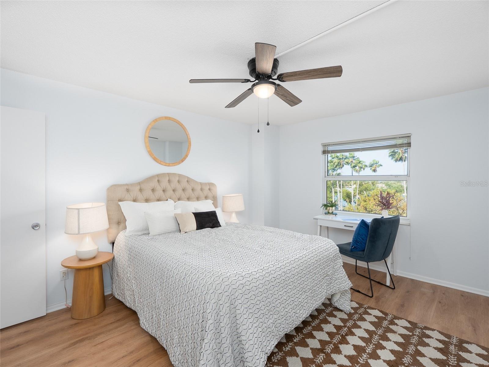 REGENCY HOUSE - Residential
