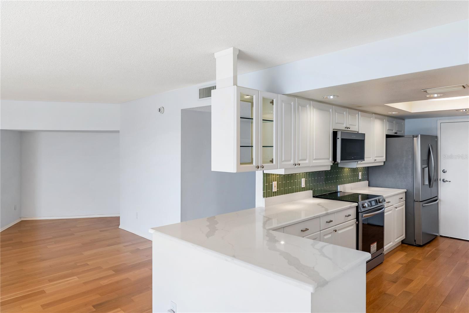 REGENCY HOUSE - Residential
