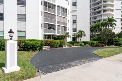 435 S GULFSTREAM AVENUE 403 SARASOTA FL 34236