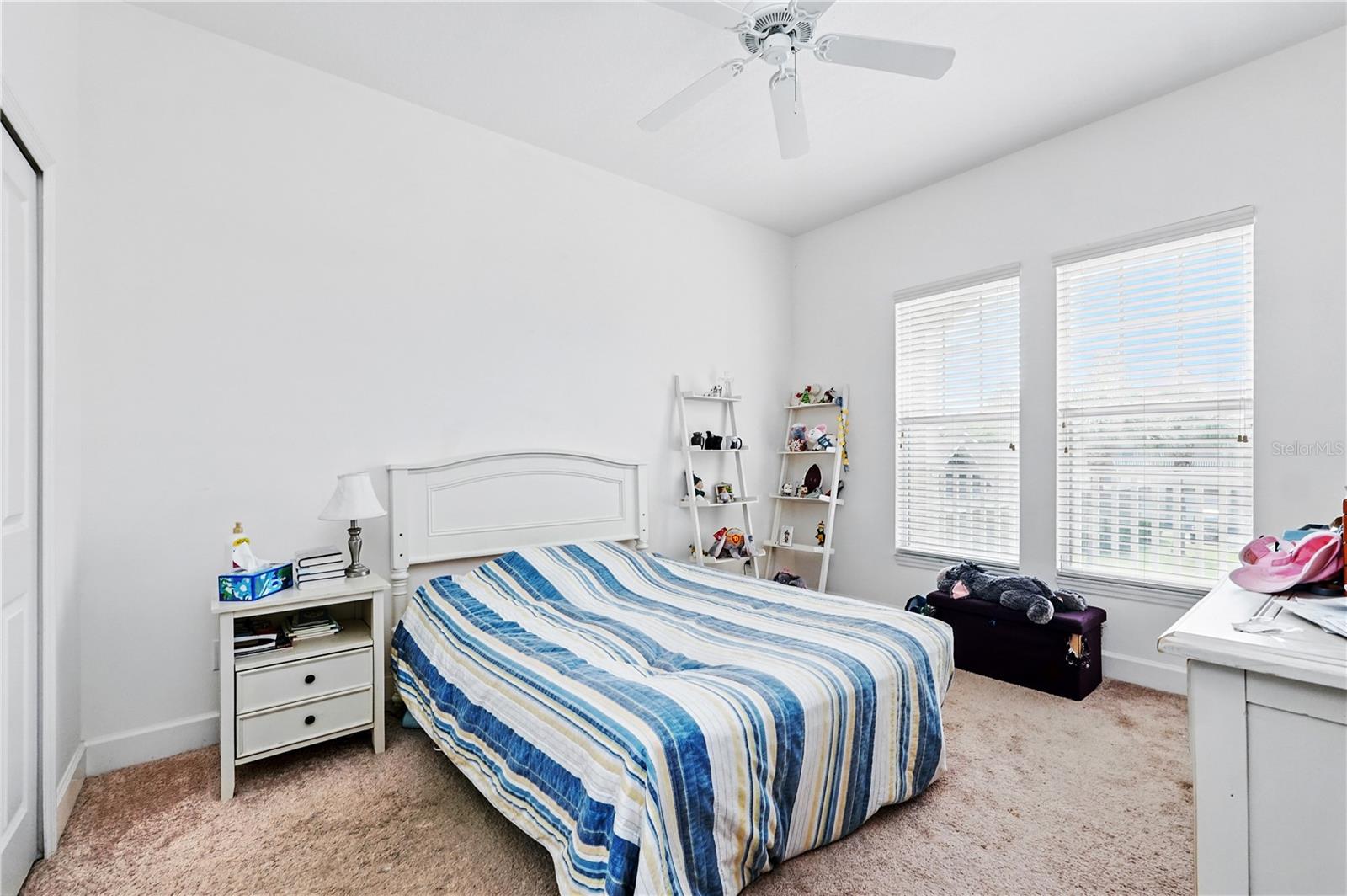 ARTISAN CLUB CONDO PH 2 - Residential