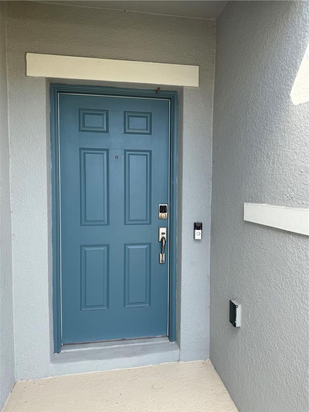 Photo of Leesburg, FL 34788 (MLS # O6381217)