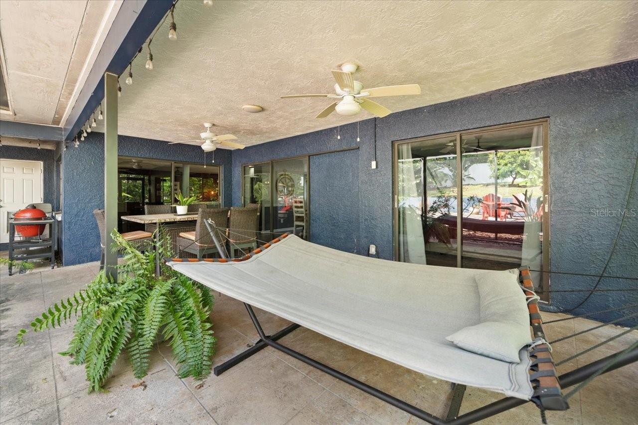 WESTLAKE VILLAGE - Residential