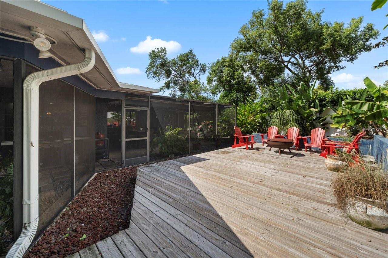 WESTLAKE VILLAGE - Residential