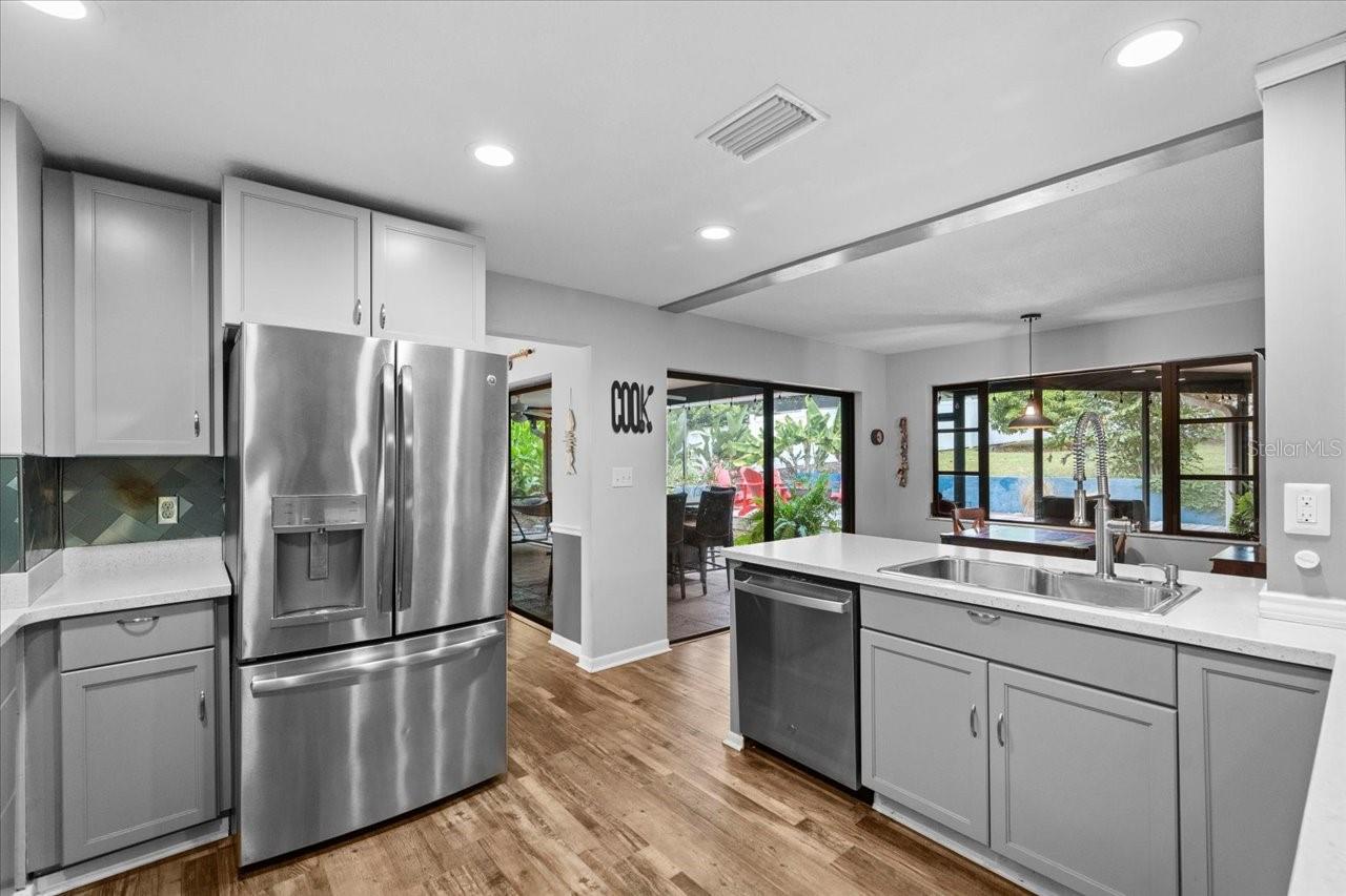 WESTLAKE VILLAGE - Residential