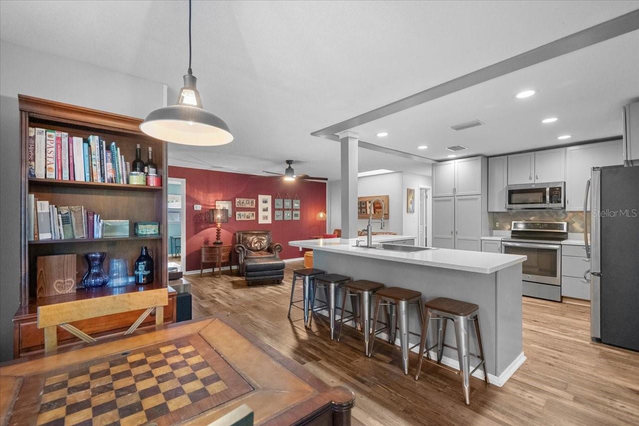 WESTLAKE VILLAGE - Residential