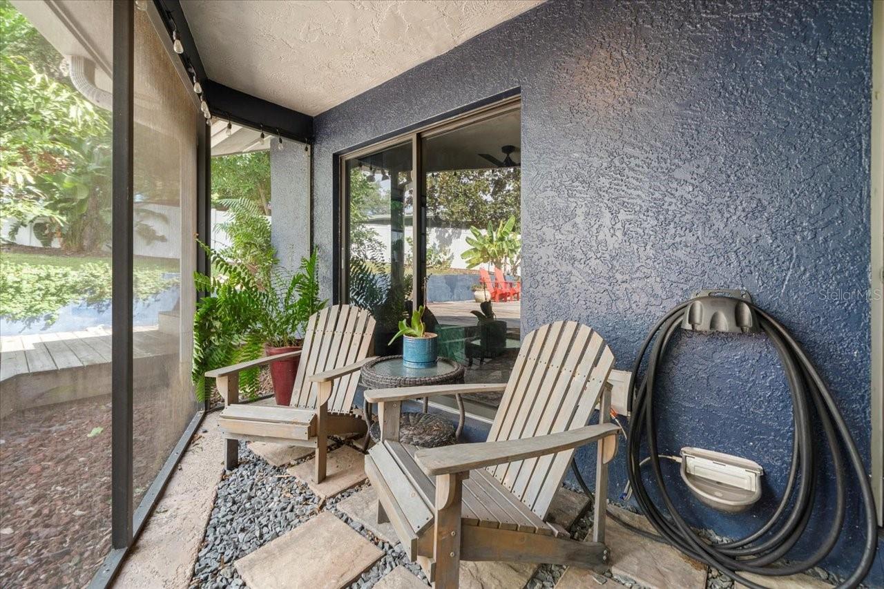 WESTLAKE VILLAGE - Residential