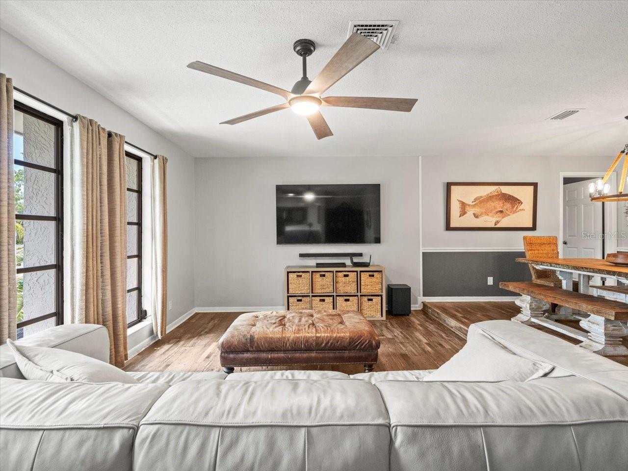 WESTLAKE VILLAGE - Residential