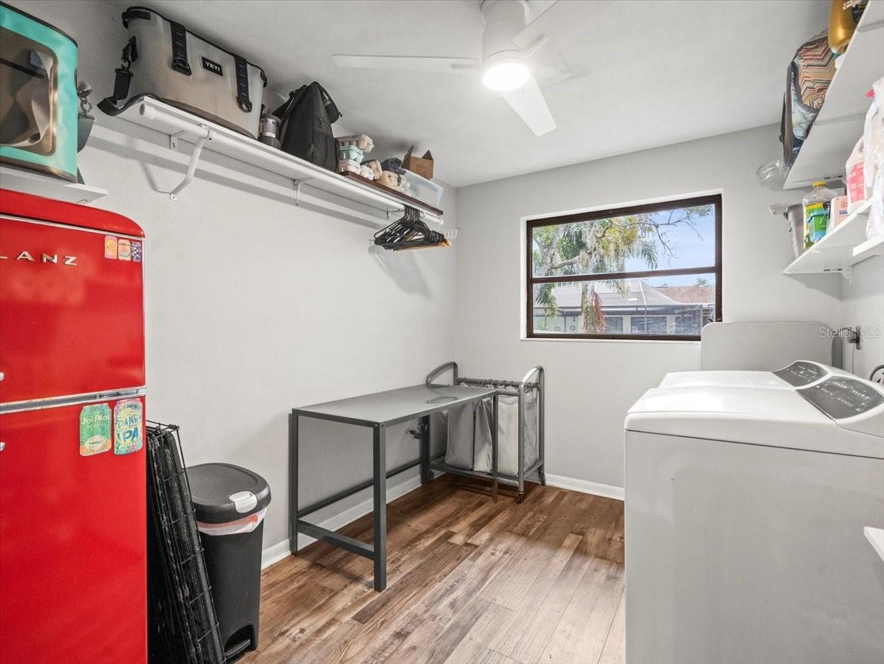 WESTLAKE VILLAGE - Residential