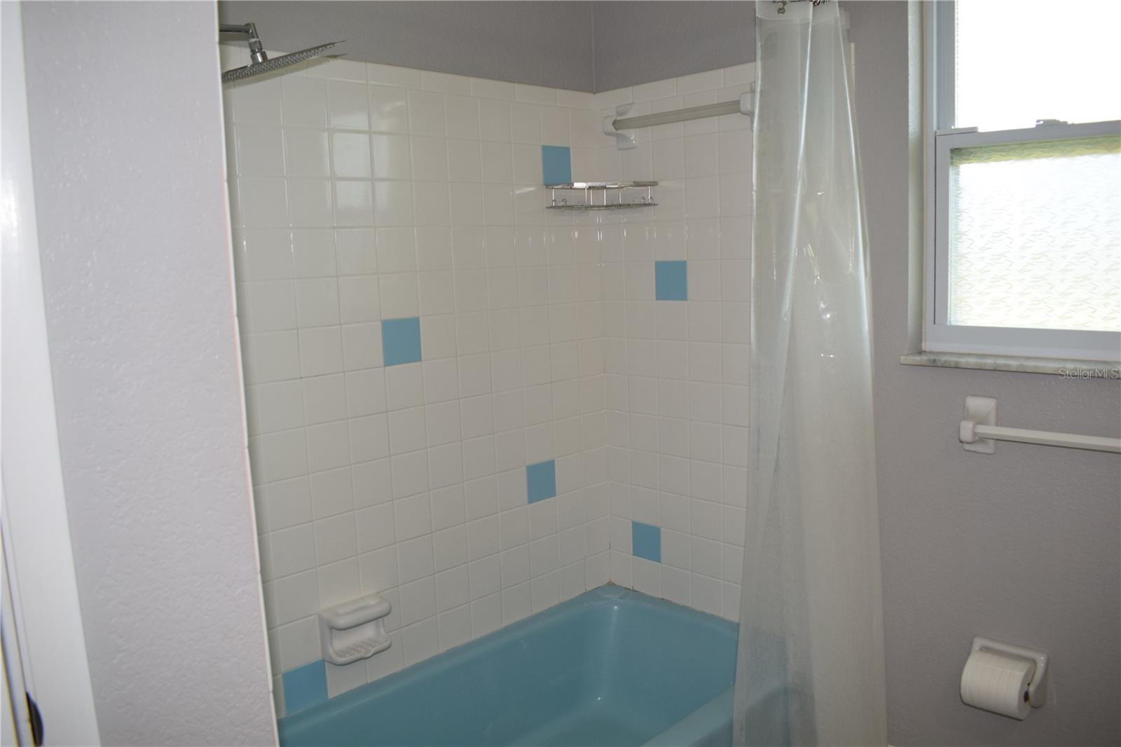 SOUTH VENICE - Residential Lease