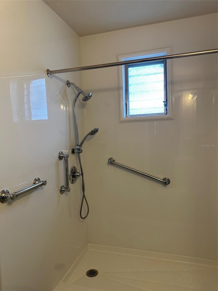 EDWARD LAWRENCE APTS - Residential