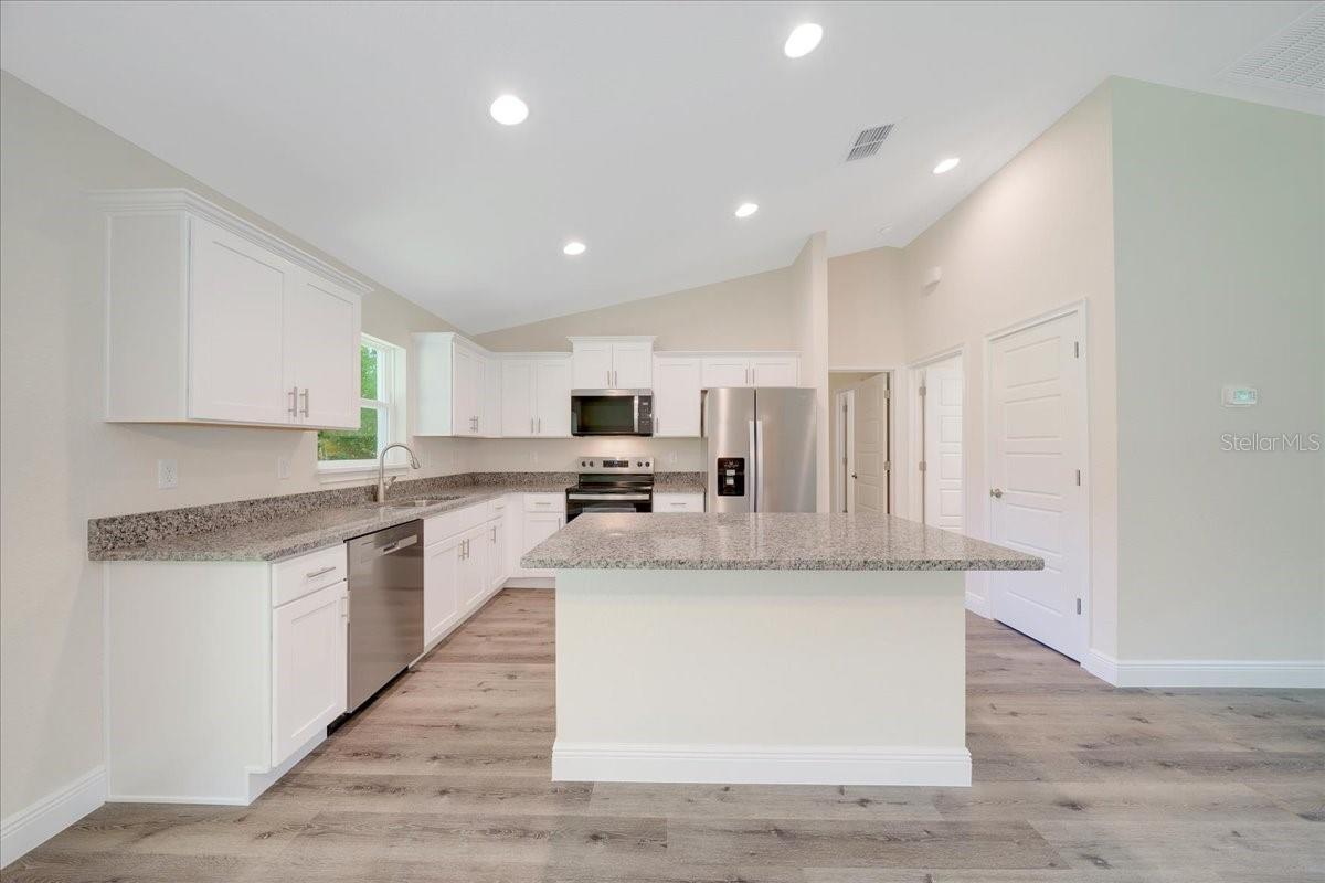 128 JUNIPER RUN