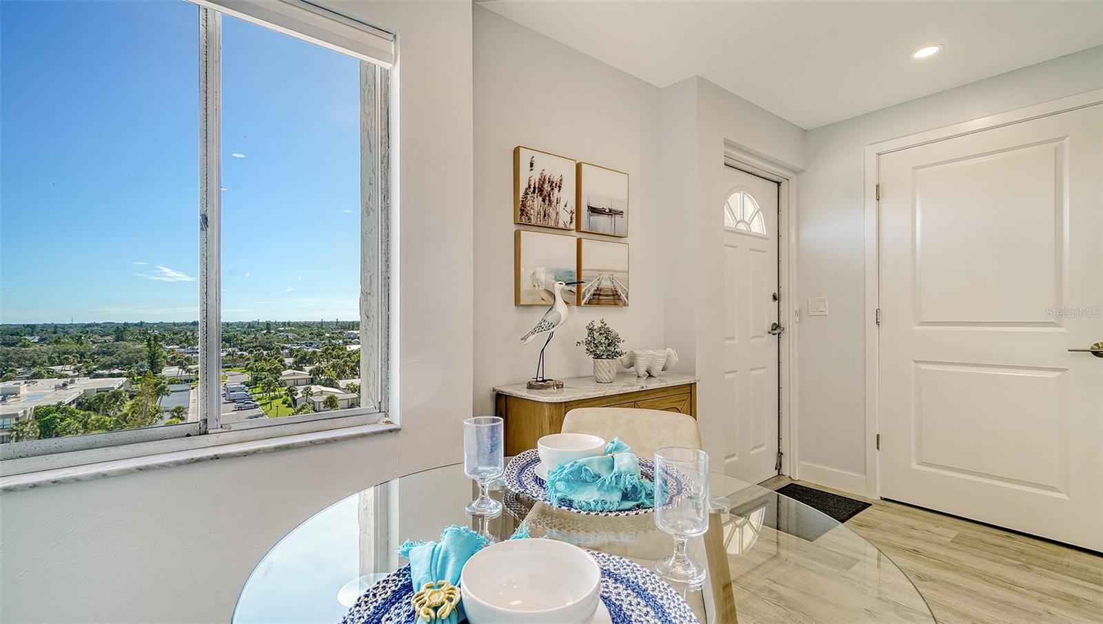 WHISPERING SANDS - Residential