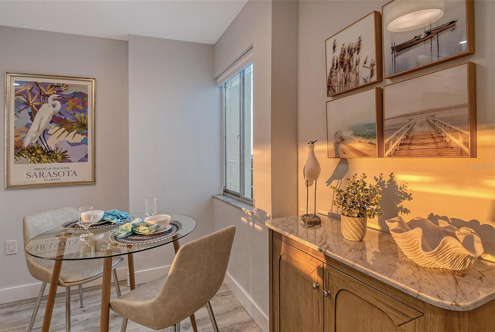 WHISPERING SANDS - Residential