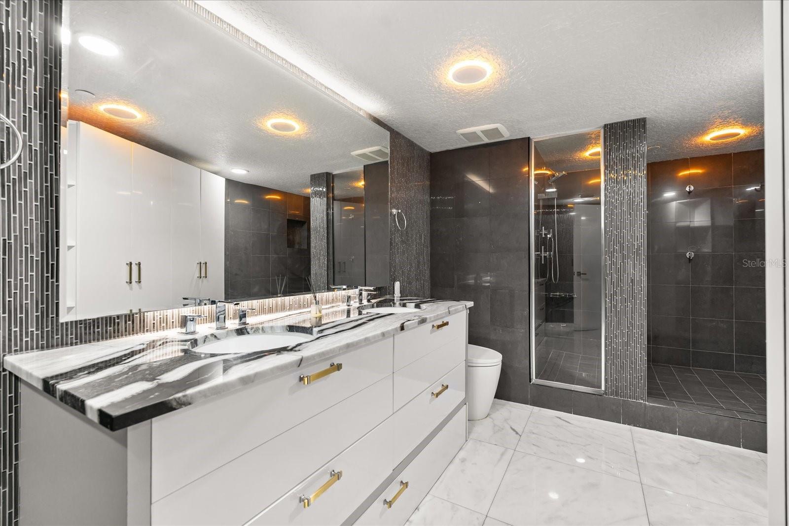 530 EAST CENTRAL CONDO - Residential